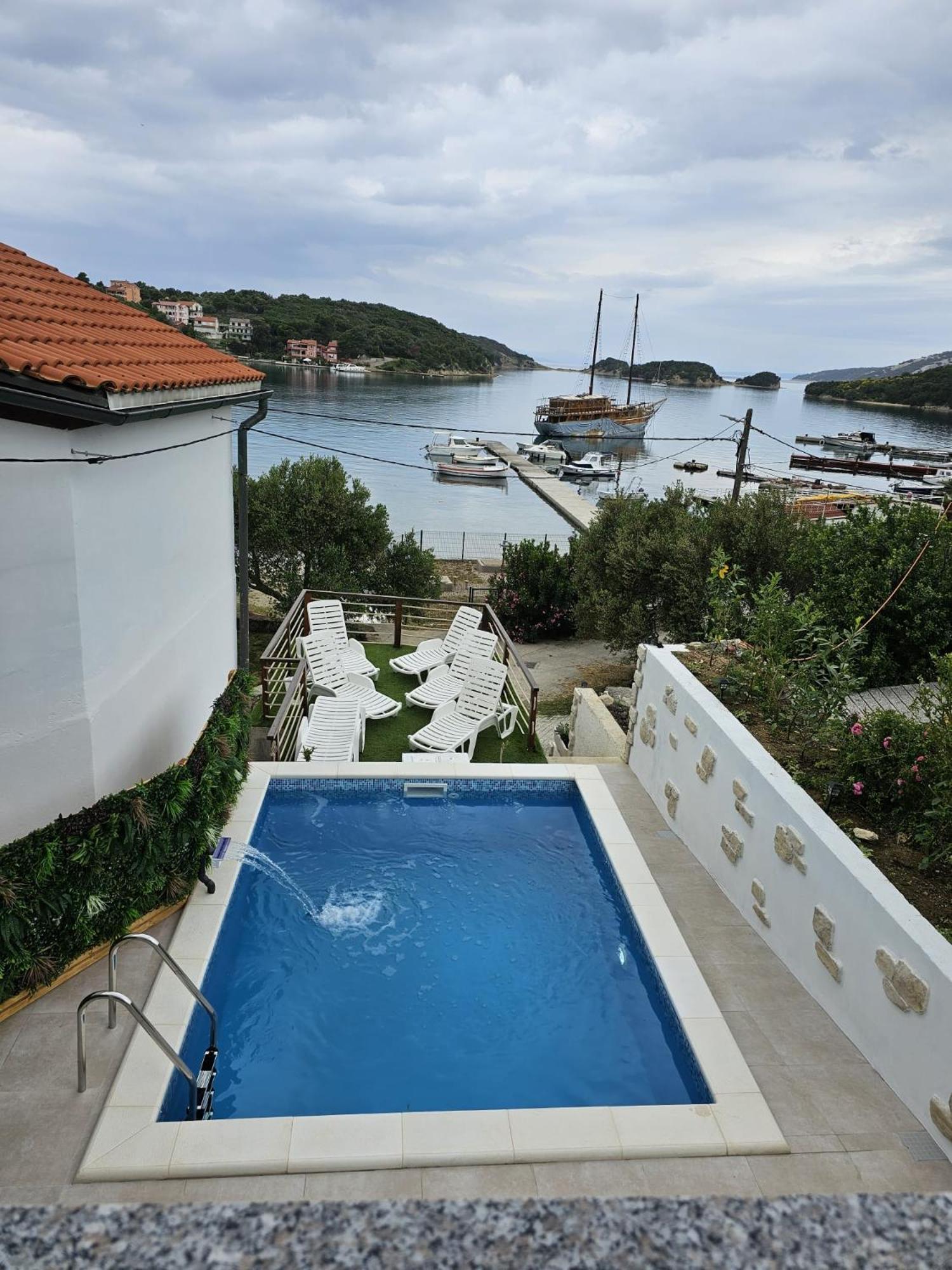 Beach Villa Ema Supetarska Draga Exterior photo
