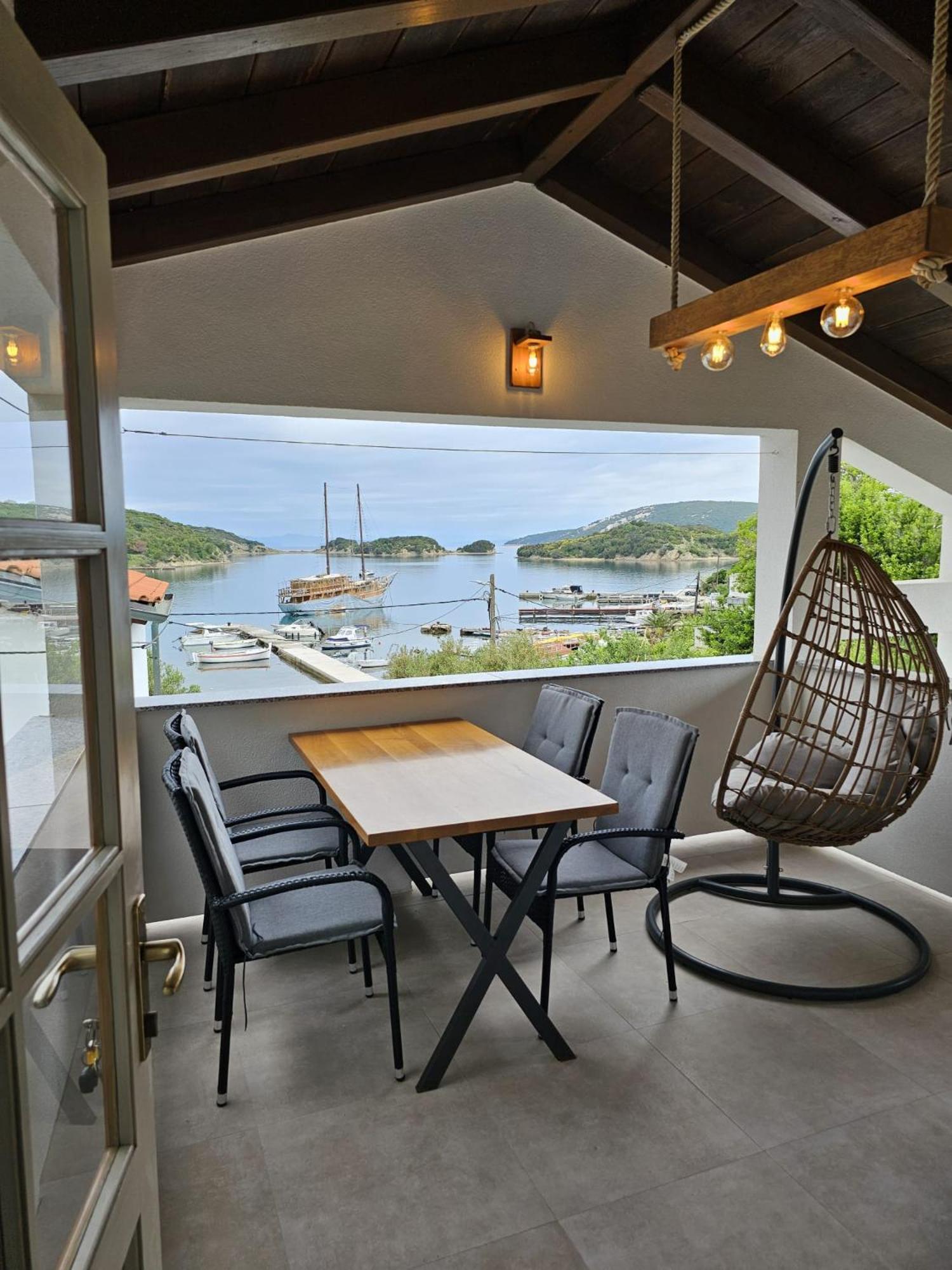 Beach Villa Ema Supetarska Draga Exterior photo