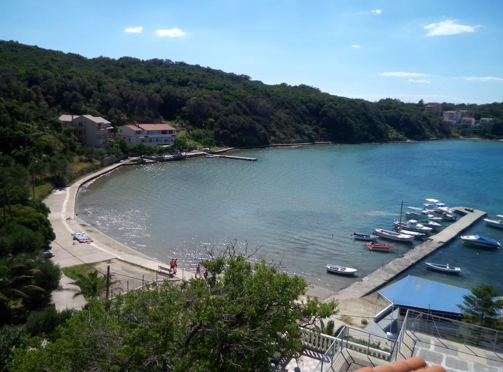 Beach Villa Ema Supetarska Draga Exterior photo